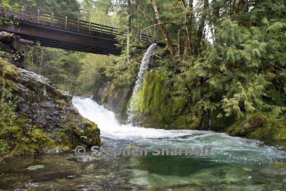 stream at jawbone 3566 4 graphic